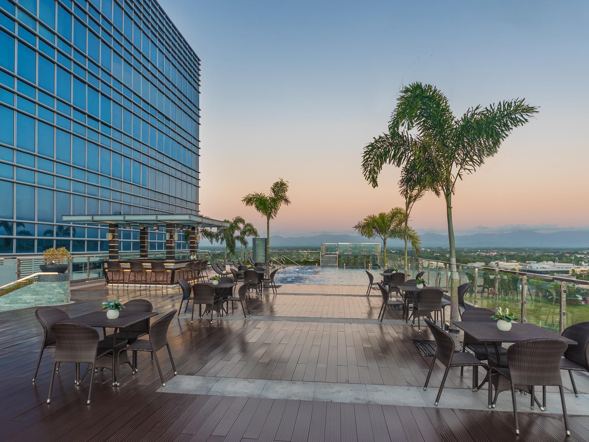 Richmonde Hotel Iloilo Eksteriør billede